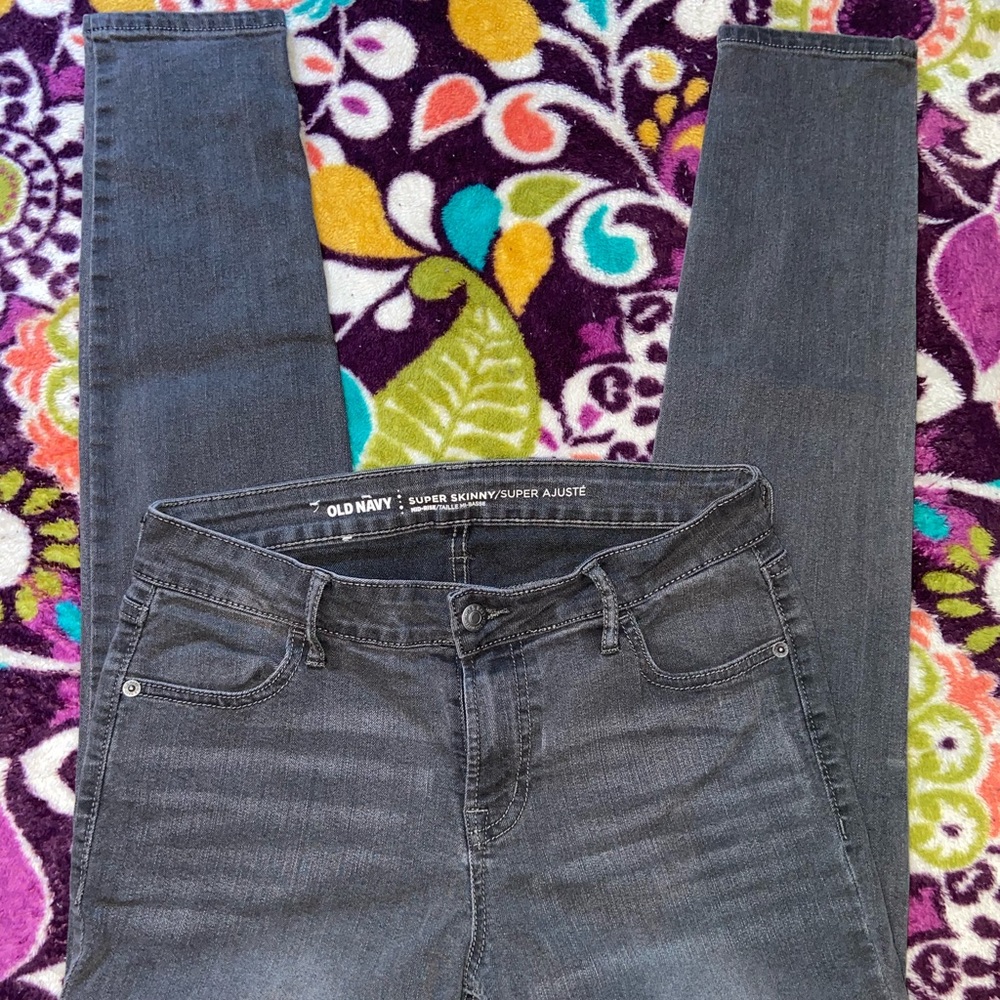 Old Navy Size 6 Super Skinny Midrise Jeans